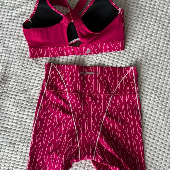 IVY PARK x Adidas Set - Picture 4 of 6